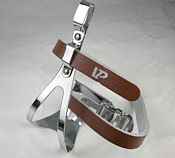 click here to see more pictures of this item